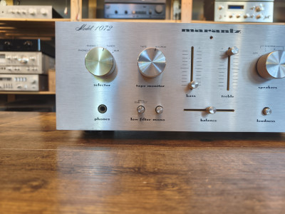MARANTZ 1072