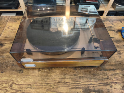 THORENS TD166