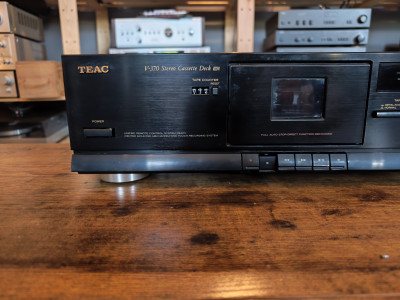 TEAC V-370