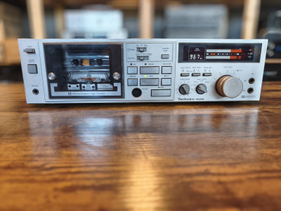 TECHNICS M250