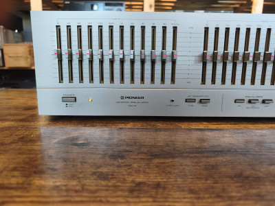 Pioneer SG 9