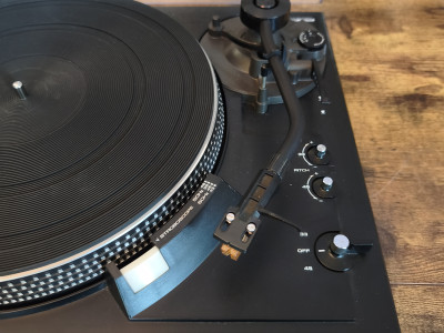 TECHNICS SL 2000