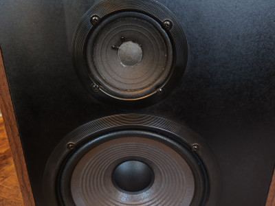 JBL RADIANCE 103