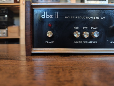 DBX II 122