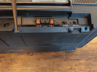 SANYO m9998lu