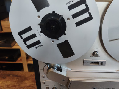 AKAI GX636