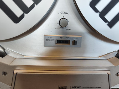 AKAI GX636