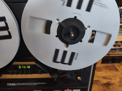 TEAC  X2000R