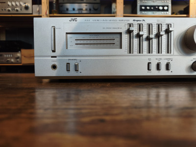JVC A-X4