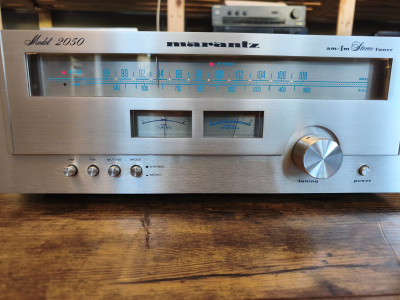 MARANTZ model 2050