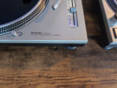 Technics sl 1200 mk2