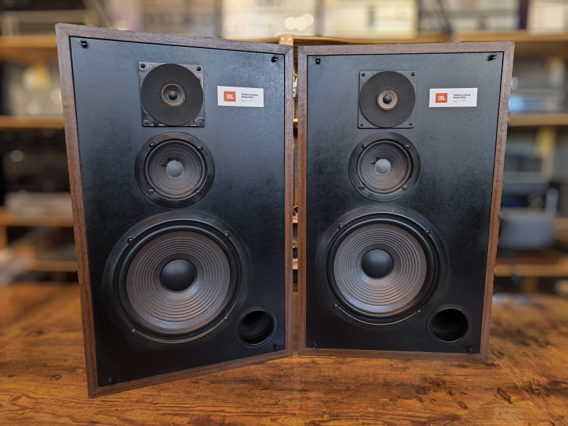 JBL RADIANCE 103