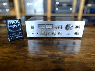 AKAI AM-2600