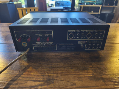 1040 MARANTZ 